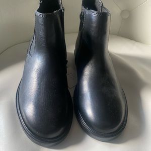 Zara toddler Chelsea boots